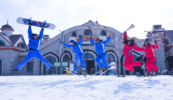 抚顺热高乐园冰雪世界滑雪门票自驾游