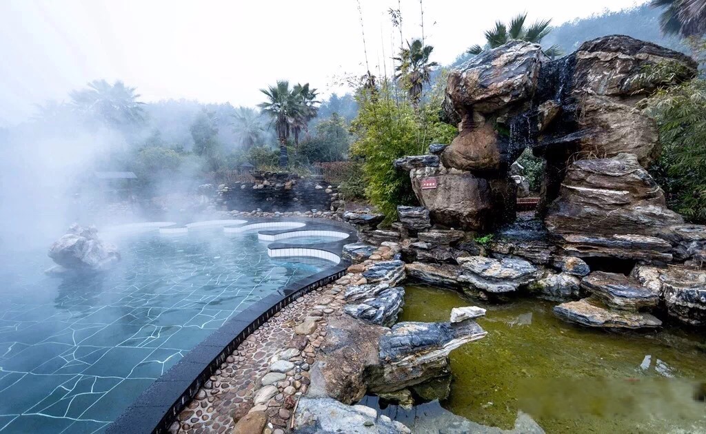 罗田三里畈温泉