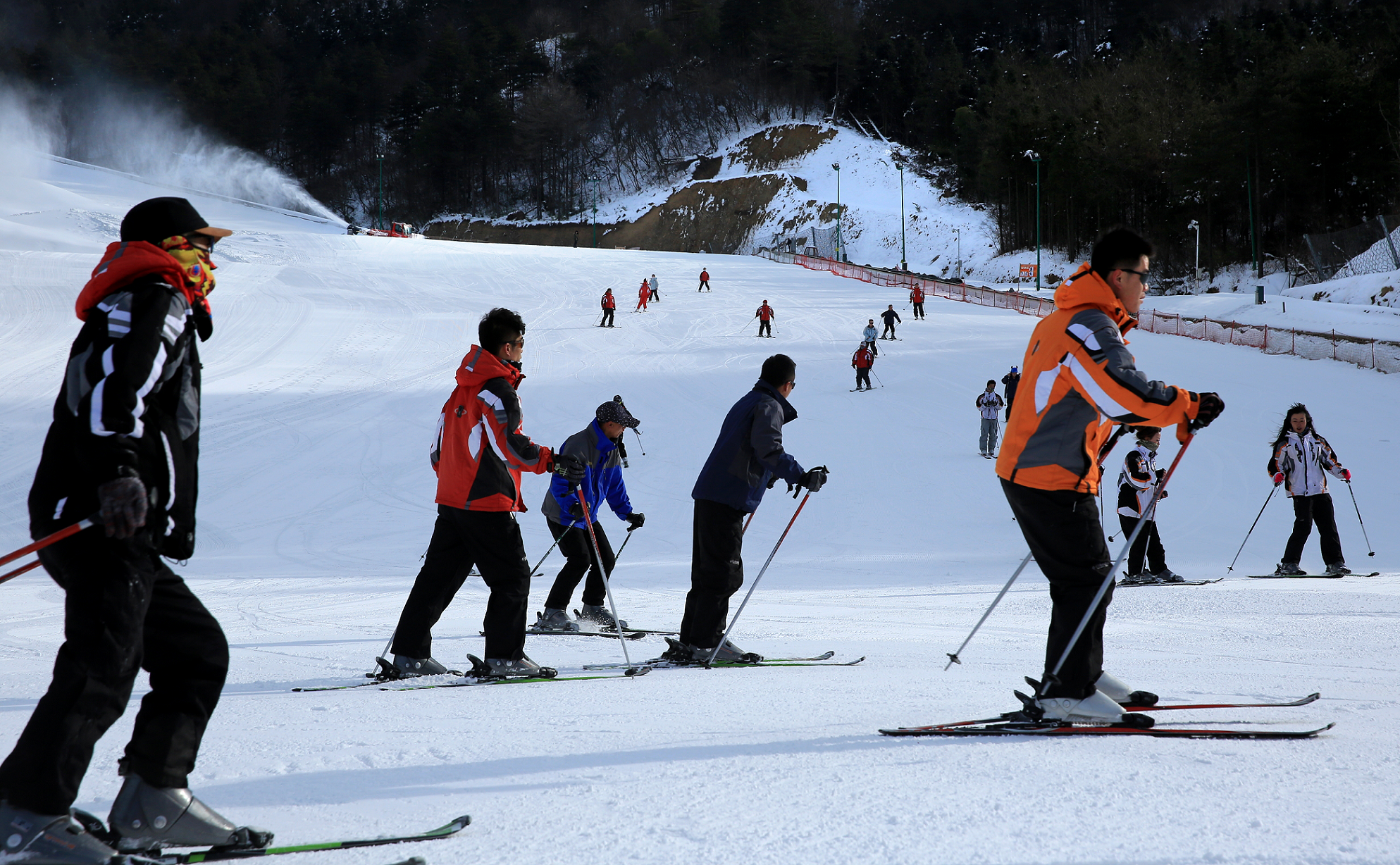 杭州临安大明山滑雪票(含雪具) 景区巴士票 不限人群电子票,马蜂窝