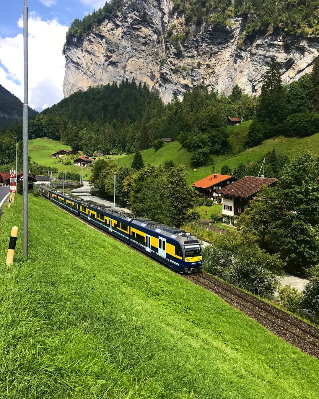 瑞士少女峰火车票因特拉肯往返火车票少女峰门票免打印快速出票