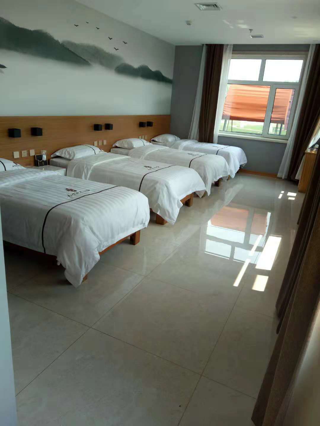 伊春伊春九峰山滑雪场酒店2天1晚娱乐套餐含冰上撞球和冰爬犁和踏冰