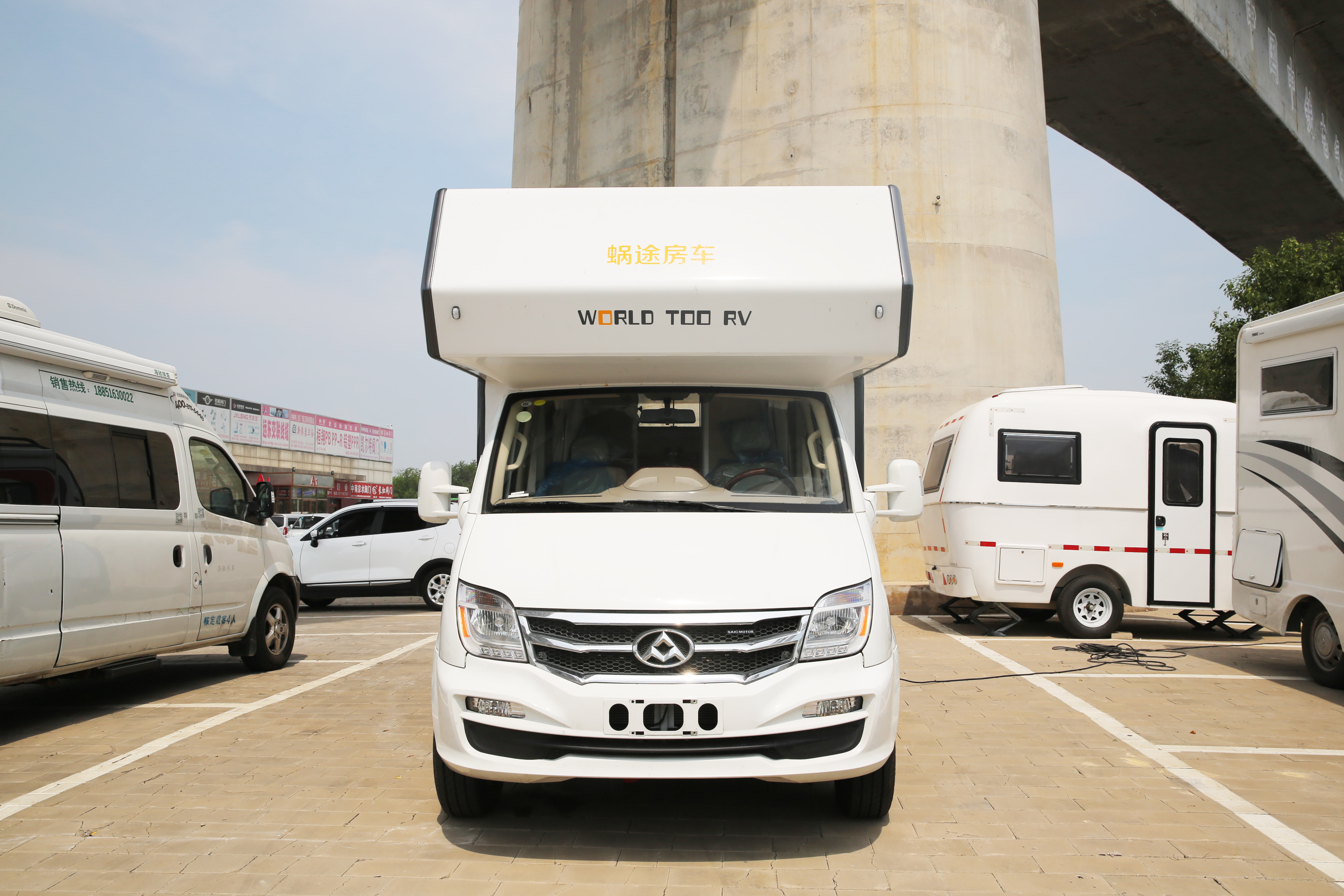 太原房车租赁大通c型房车出租房车自驾商务接待剧组用车6乘6卧自动挡