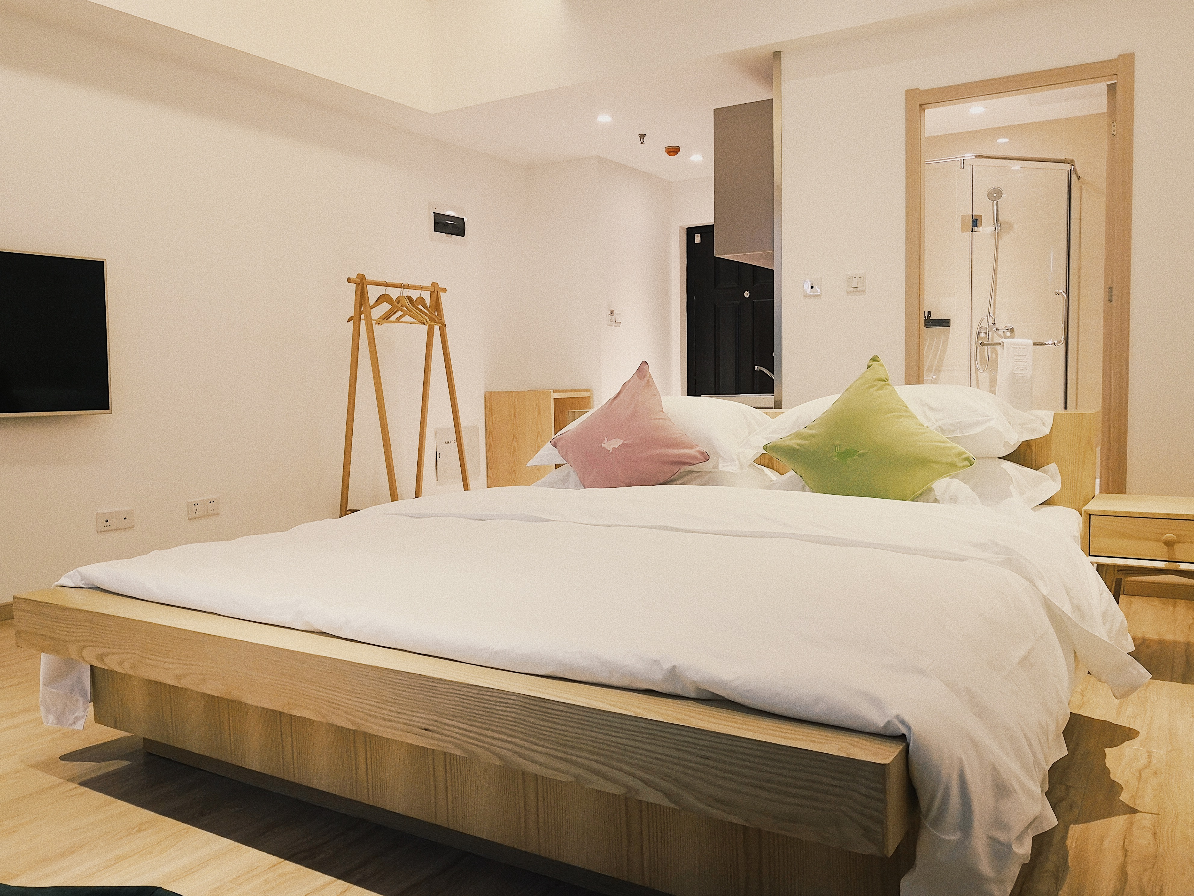 合肥月栖溪巢宿moonhomechao网红ins风民宿坐拥巢湖美景