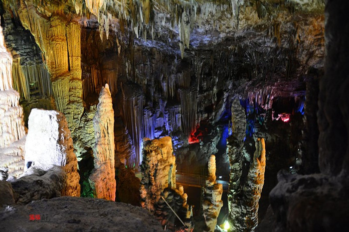 双人醉惠套餐永福金钟山假日酒店住宿1晚永福温泉永福岩永福天坑门票