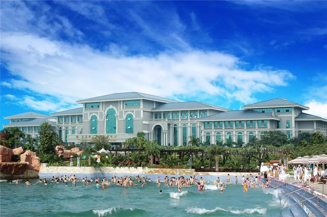 清远佛冈利鑫国际酒店 住宿一晚(可选双人森波拉奇妙世界含60元机动代