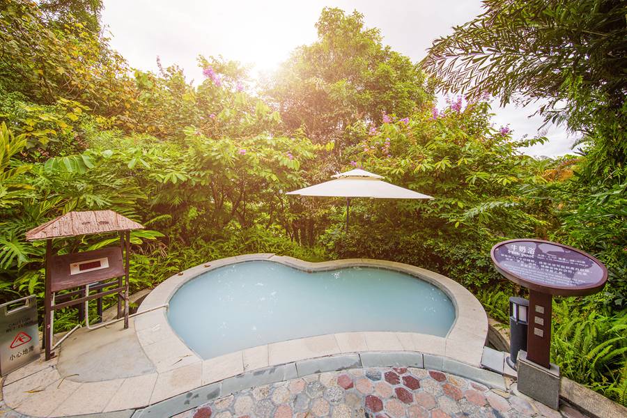 广州增城金叶子温泉度假酒店一晚住宿(含双人早餐 无限次温泉),马蜂窝