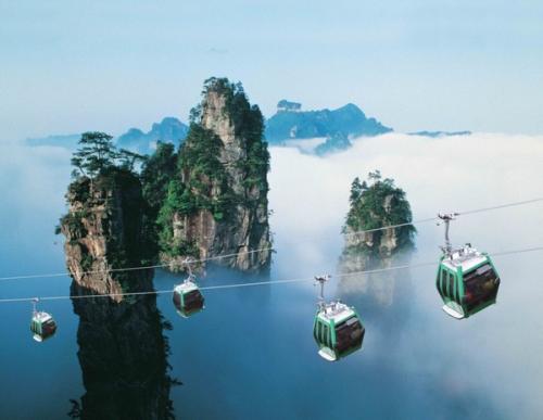 张家界一地纯玩双卧6日跟团游(全程指定五星豪华酒店 全程自助早餐