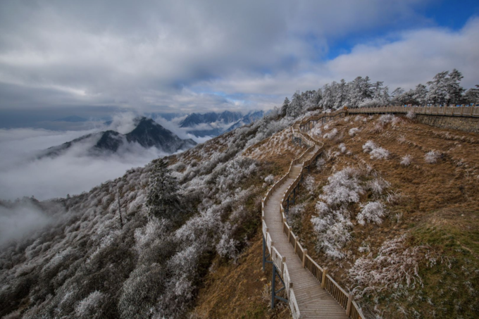 成都大邑花水湾一帆酒店2天1晚套餐包含一晚住宿西岭雪山大门票