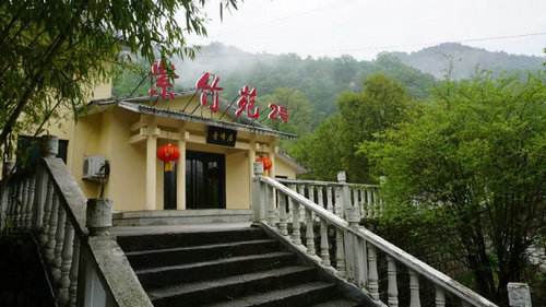 洛宁神灵寨紫竹苑一晚住宿双人神灵寨景区门票双人早餐