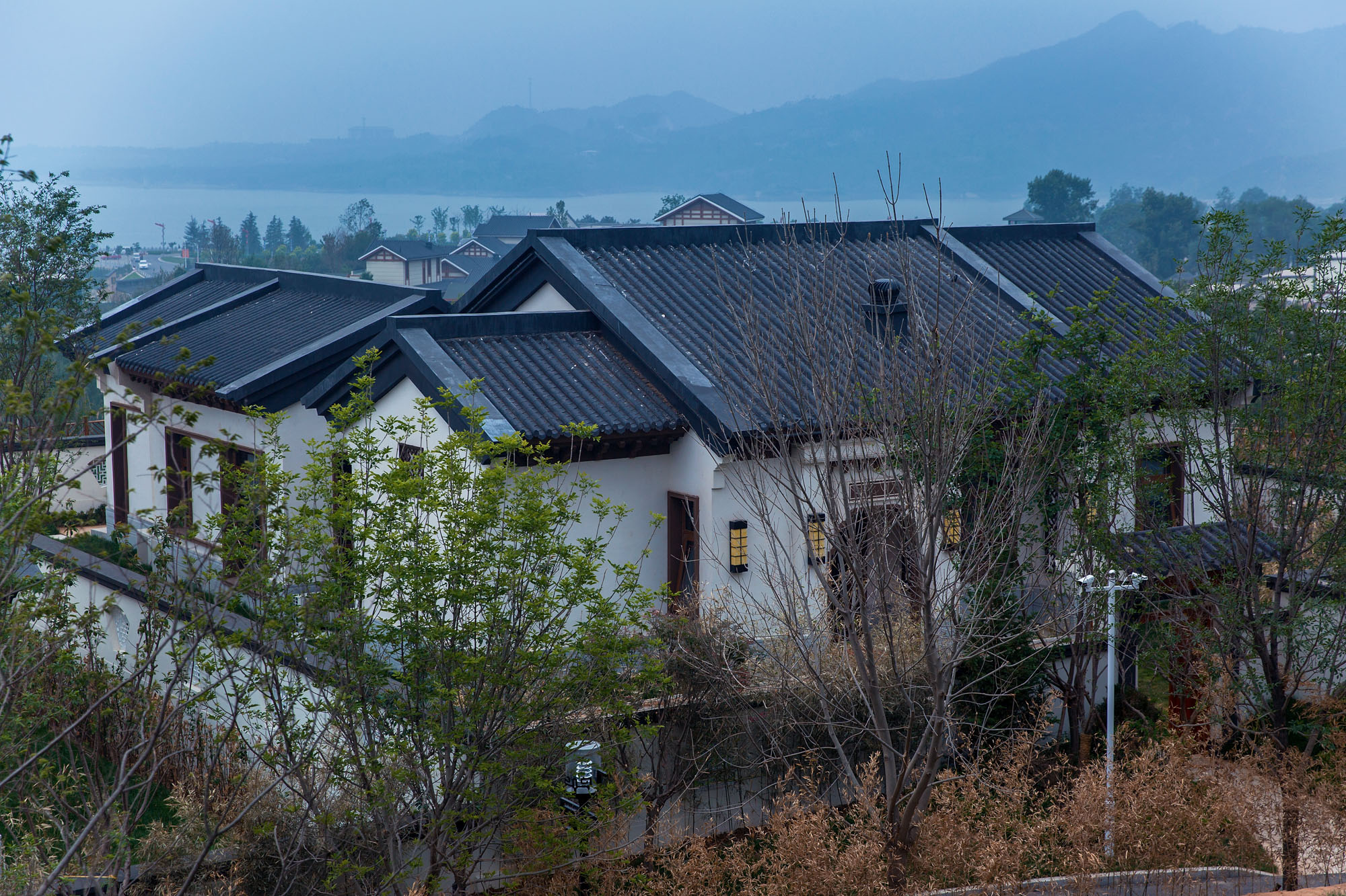 西柏坡荣逸乡村客栈小鸡彩虹酷芽主题亲子房双早