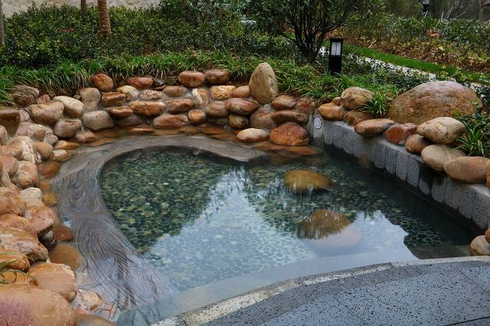 游玩修河温泉度假酒店,座落于风景秀丽,气候宜人的江西省九江市修水县