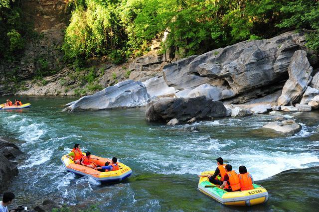 池州秋浦河怪潭漂流景区门票地处安徽两山一湖aaaa级景区