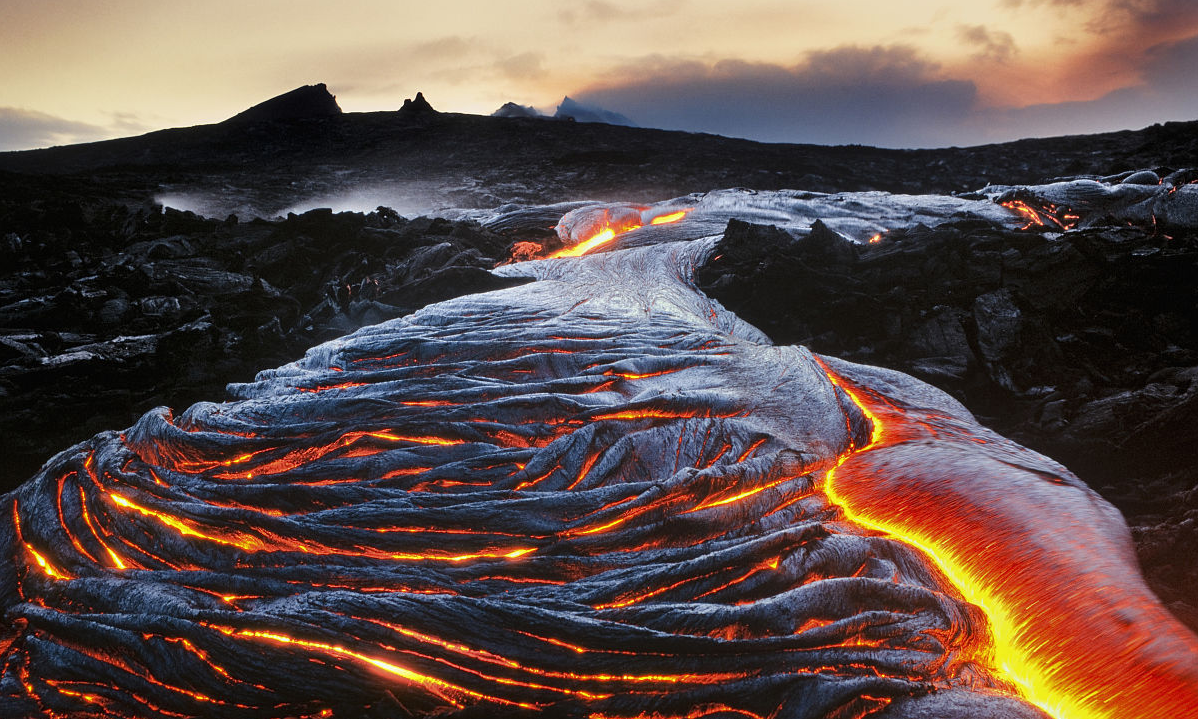 夏威夷大岛火山彩虹瀑布手工糖果饼干工厂黑沙滩一日游含接送两人起订