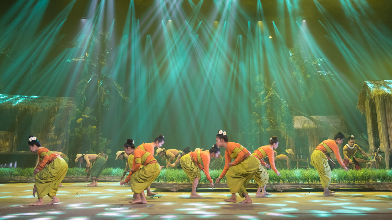 好评如潮柬埔寨暹粒吴哥窟吴哥王朝史诗情景剧演出电子门票免费接送