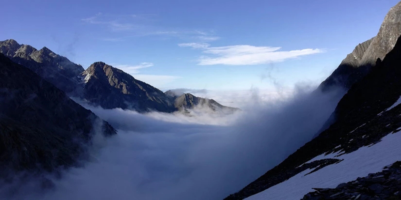四川宝兴县大雪塘徒步导航路线硗碛乡邓生沟