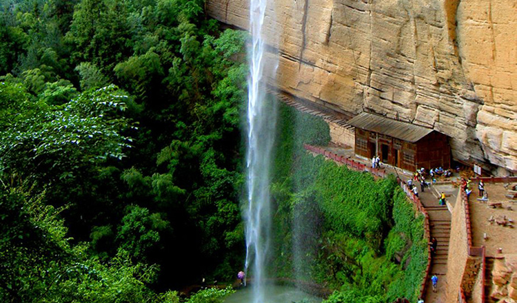 【水帘洞】武夷宫又名会仙观,冲佑观,万年宫,在福建省崇安县南约十五