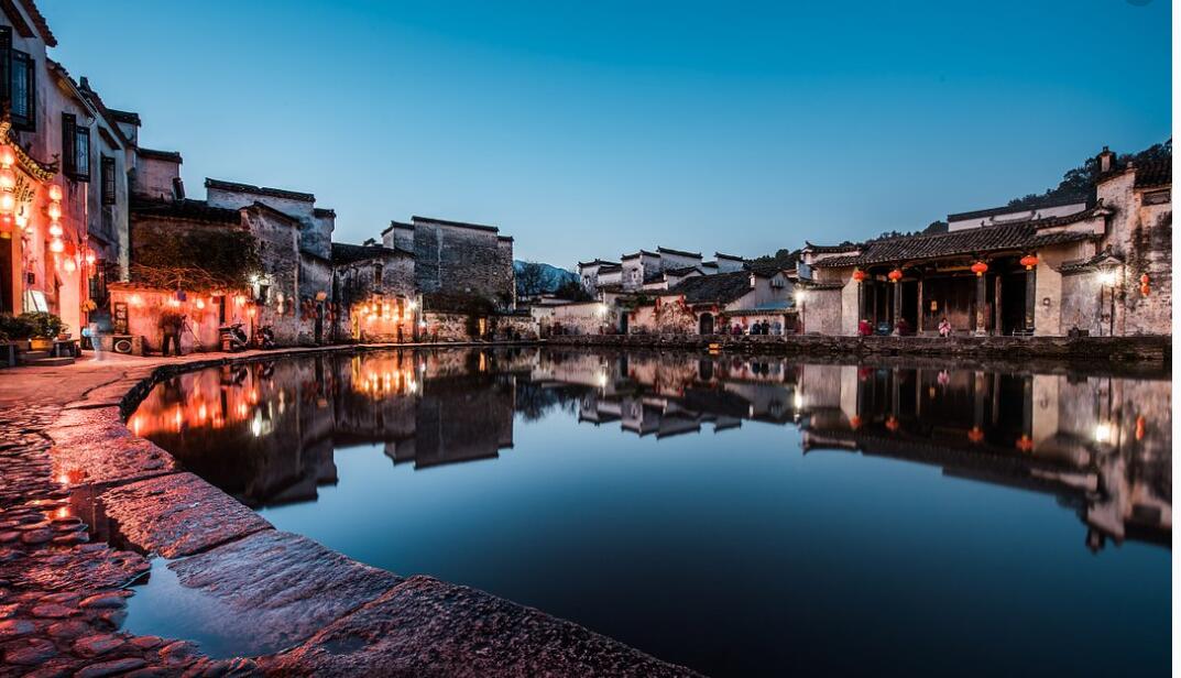 黄山宏村西递3日2晚私家定制游(迎客松 飞来石 日出云海 百步云梯