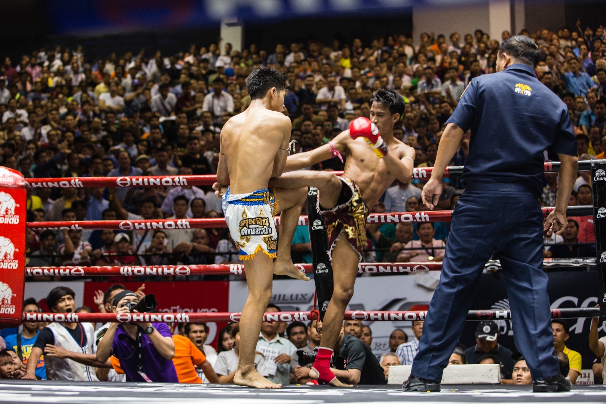 曼谷伦披尼泰拳馆vip门票鲁比尼拳击场lumpiniboxingstadium真实搏斗