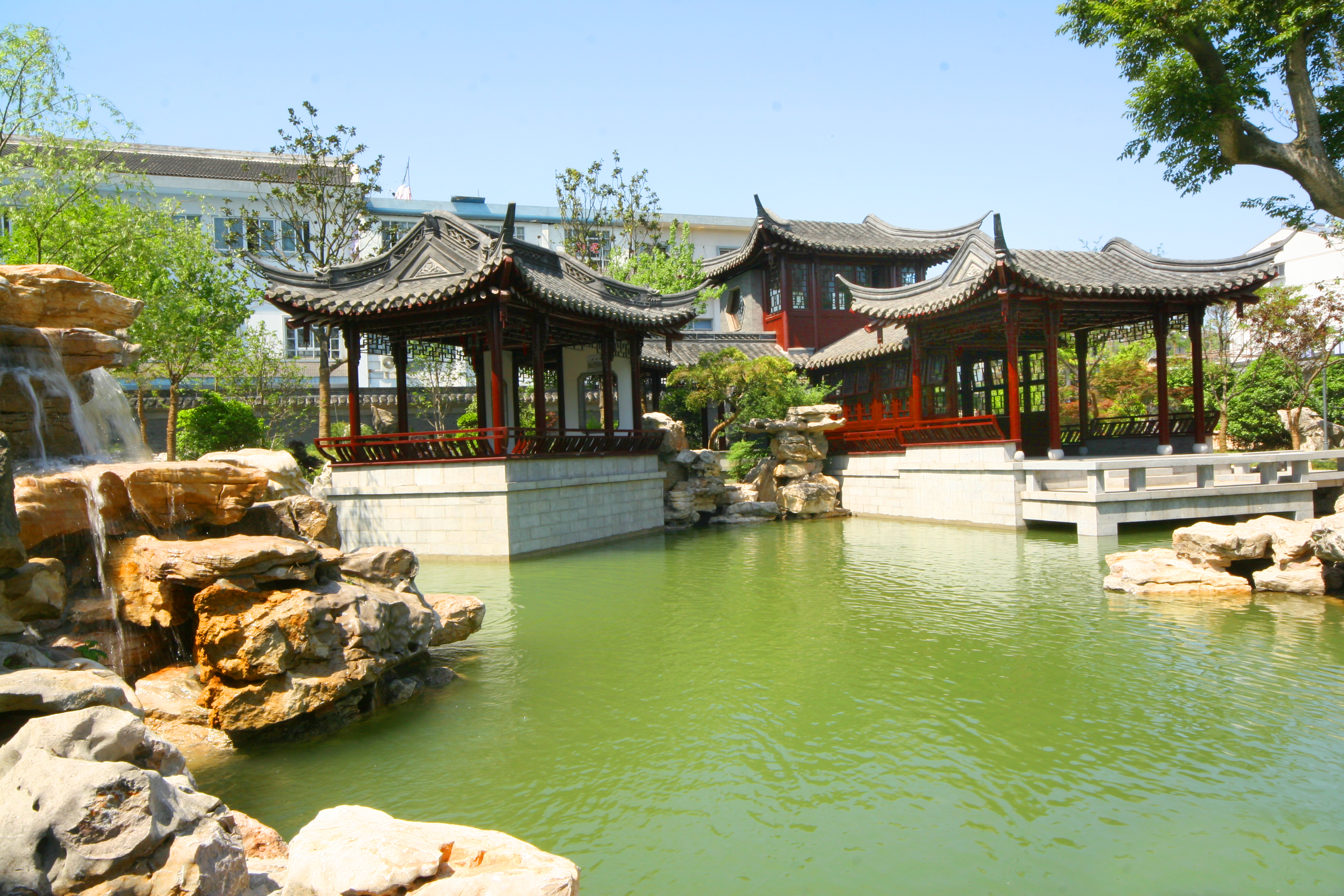 江苏泰州凤城河乔园日涉园