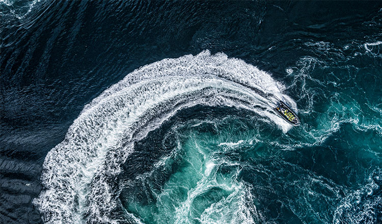 挪威博德世界大漩涡流奇观摄影之旅专业向导可选巴士rib出海近距离