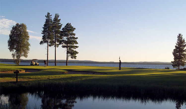 芬兰沃卡蒂湖区夏秋季3日游慢下来体验旅程地道桑拿体验专业向导带领