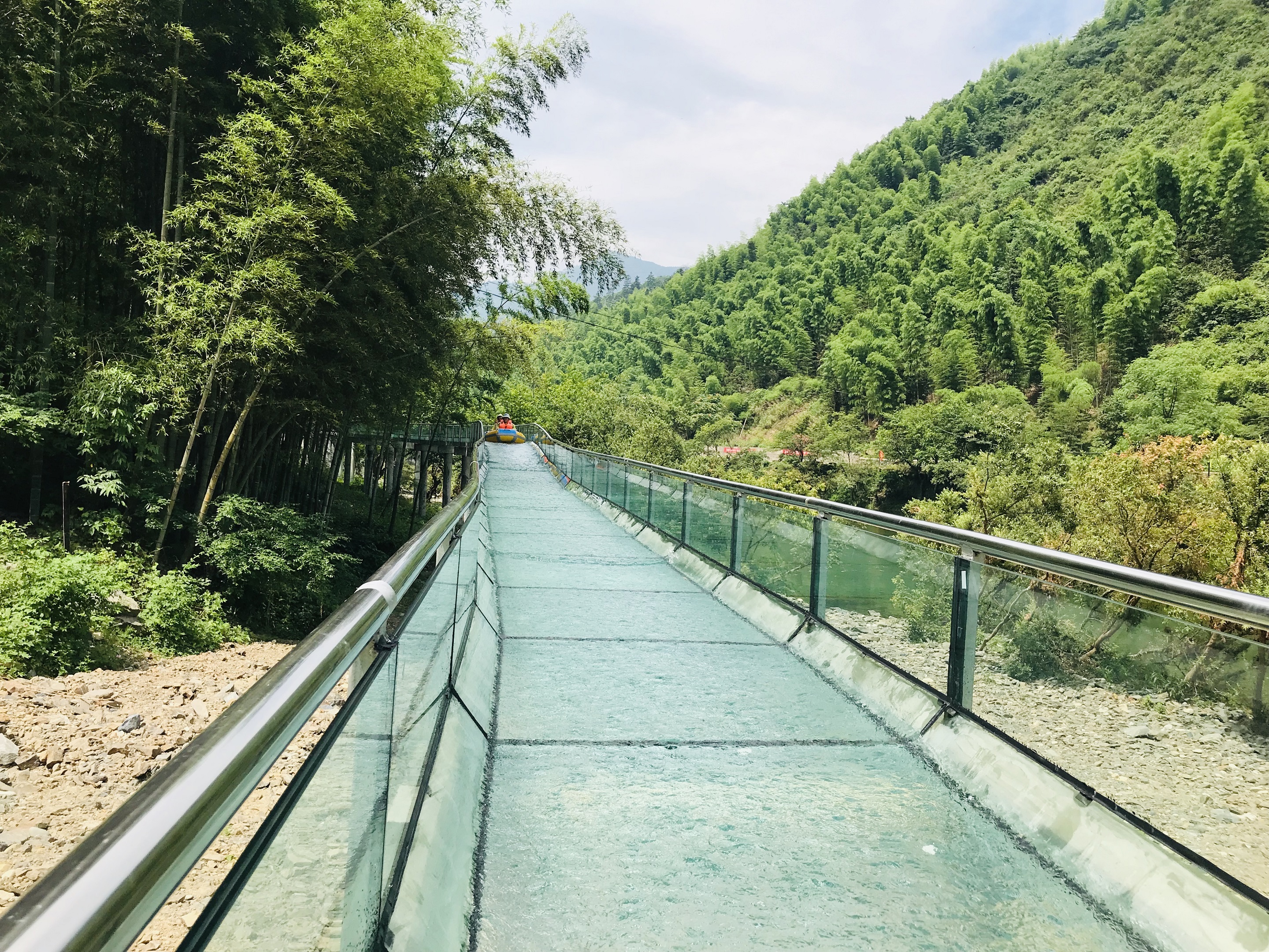 黄山杨家寨景区门票杨家寨高空玻璃漂流门票