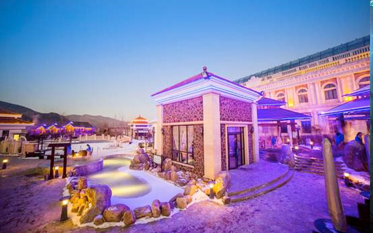 阜新宝地斯帕温泉度假村室内外温泉温泉养生弱碱水活性泉生命水