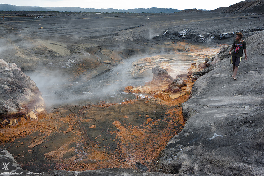 巴布亚新几内亚半日游3人起订拉包尔火山游