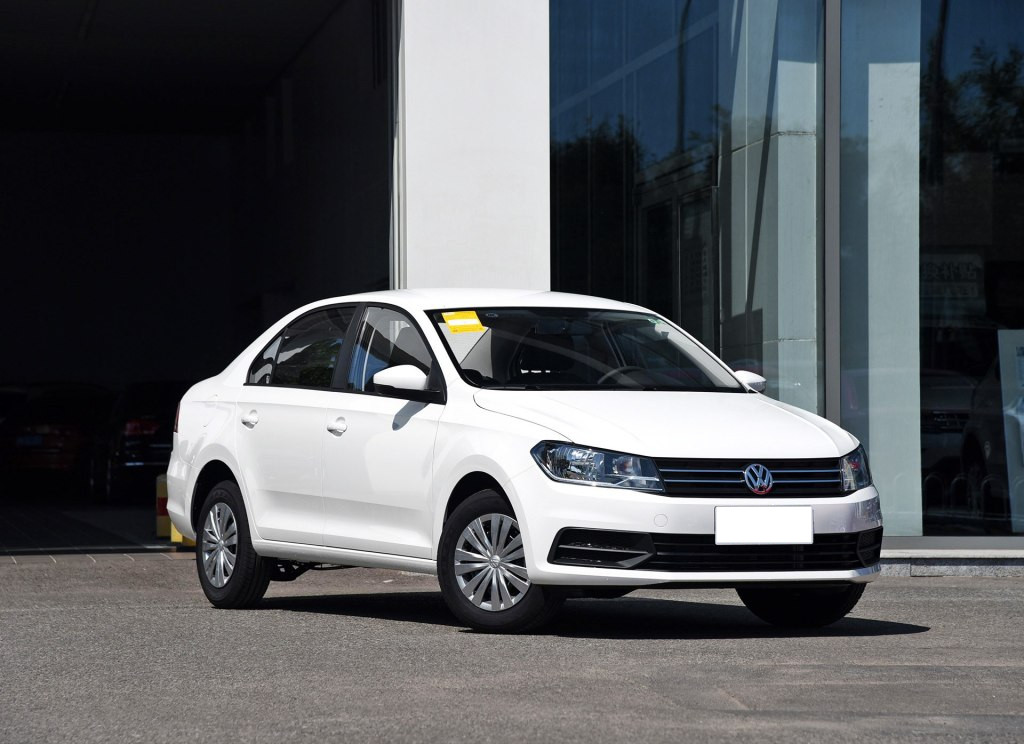 郑州自驾租车大众桑塔纳5座轿车含基本保险自动挡