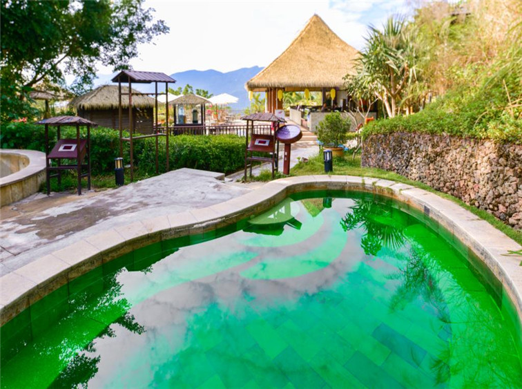 广州增城金叶子温泉度假酒店2日游含往返交通双人自助早餐双人无限