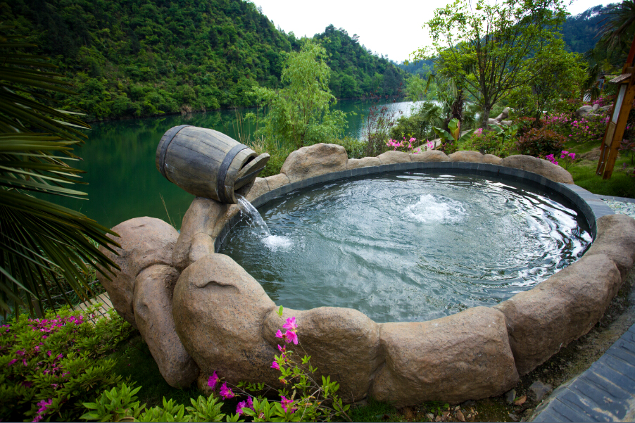 济南泉城欧乐堡戏水湾艺术养生温泉电子门票含自助午餐晚餐二选1