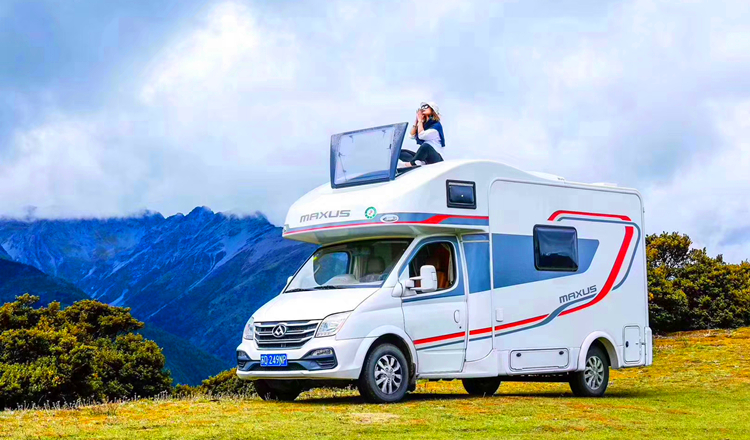 四川成都房车租赁租车自驾游家用房车周边游c本自动挡川藏线318稻城