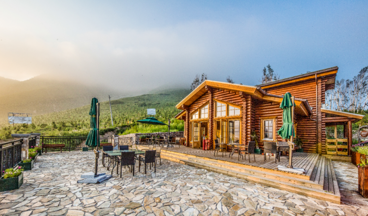 北京周边小瑞士海坨山房车2天1晚住宿套餐含房车住宿1晚双早网红目的