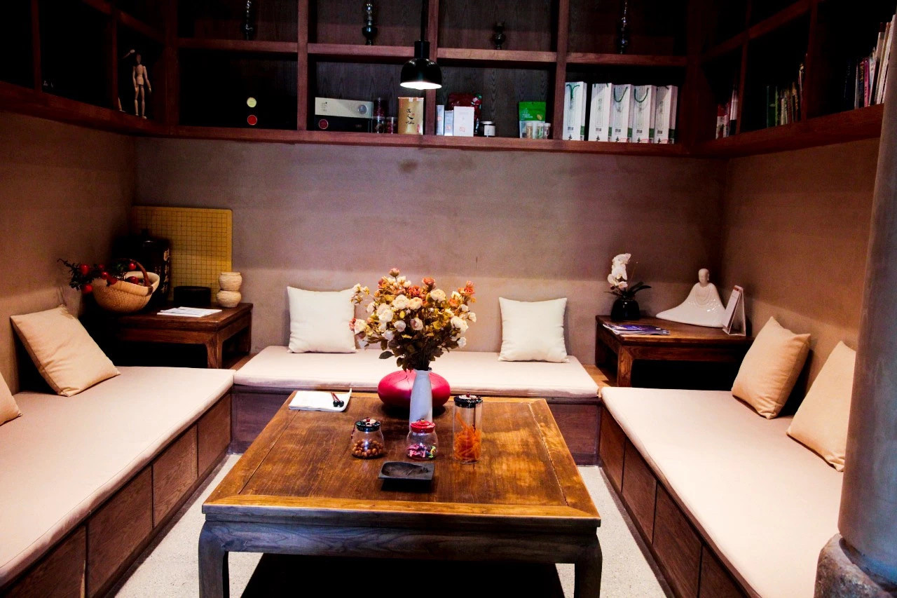 保定晴耕雨读民宿位于河北省保定市竞秀区大激店村盛源路66号,院门一