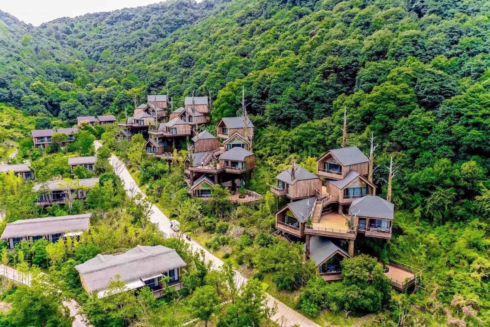 杭州开元森泊度假酒店森泊水上乐园幻想岛儿童乐园芙罗拉花园亲子游