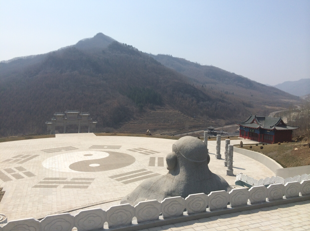 本溪九顶铁刹山一日游无二次消费直通车天天发团山势险峻峰峦叠嶂气势