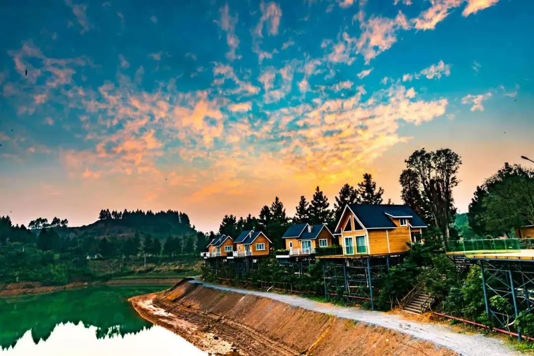 清远英德徐家庄汤泉木屋酒店2天1晚酒店套餐含自助早餐观光门票游船