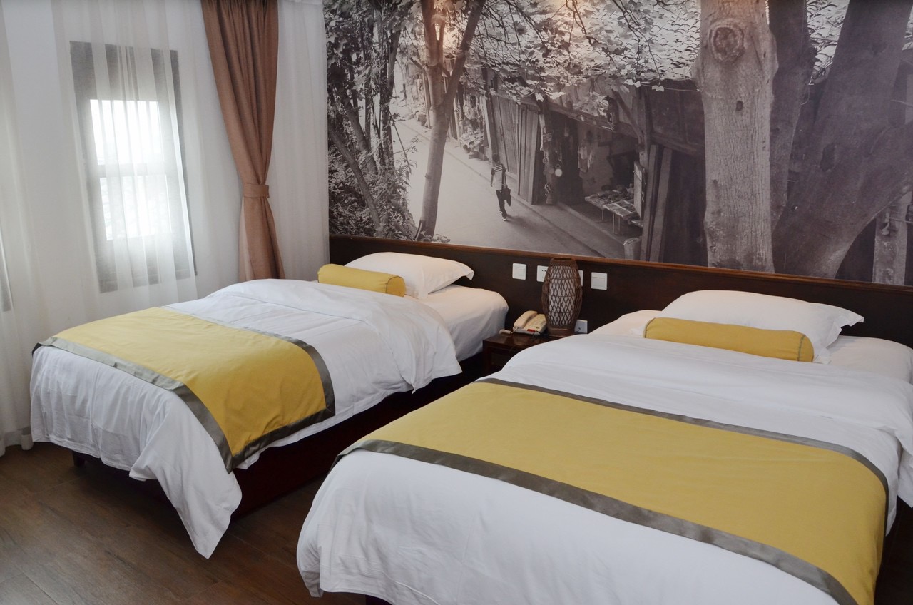 成都德门仁里精品客栈【成都五凤店】1晚旅游套餐(五凤溪古镇 双人