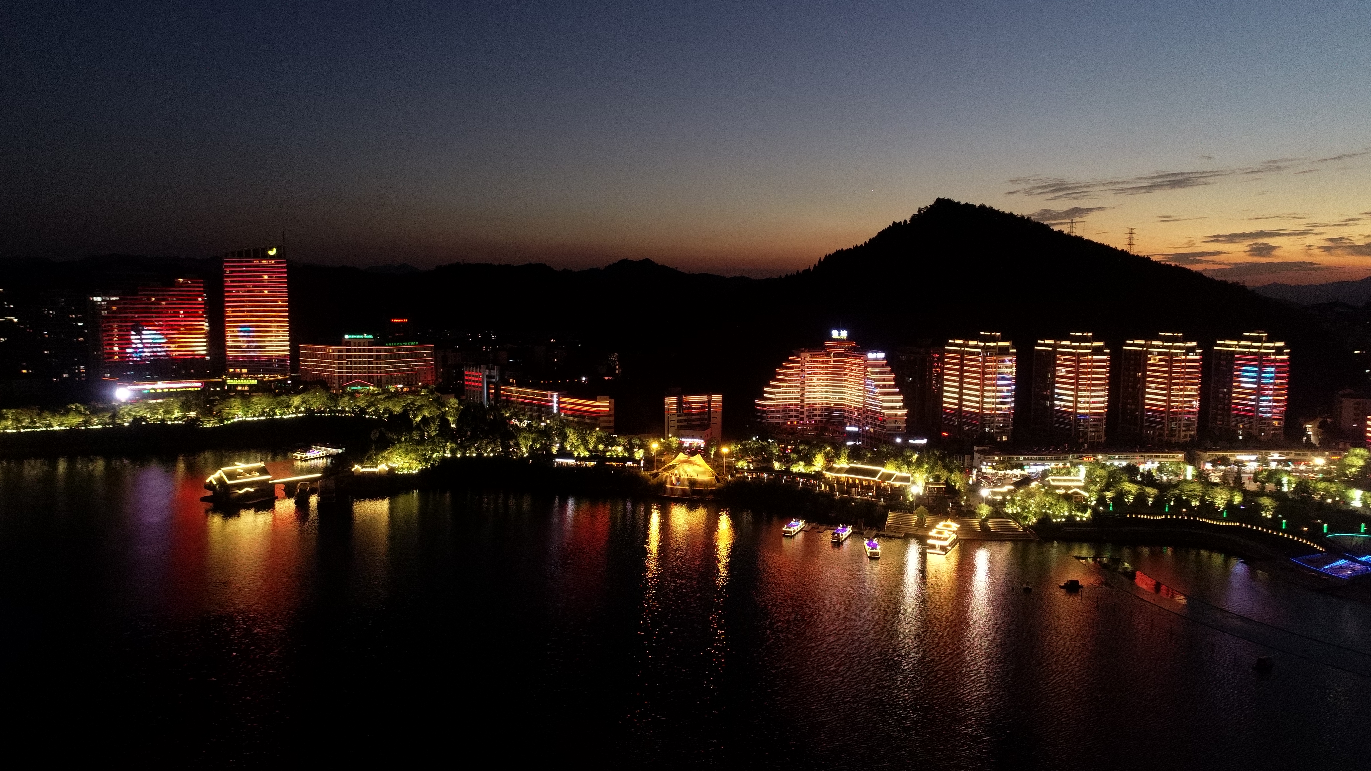 千岛湖城中湖游船门票1小时湖上观光