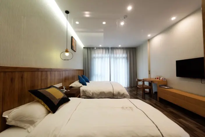 宜兴半山有庐民宿2天1晚住宿套餐含双早双人宜兴茶博园门票