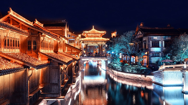 古城秋韵游侠客江苏邳州金色银杏古城台儿庄2日游台儿庄古城内住宿3