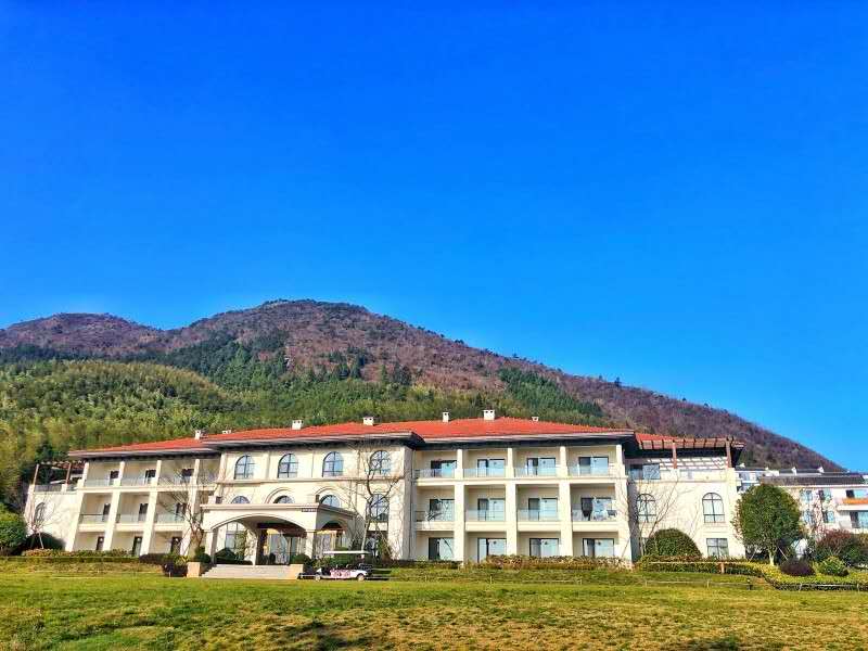 磐安亨达高二花园度假酒店1晚住宿套餐双人早餐灵江源森林公园大门票2