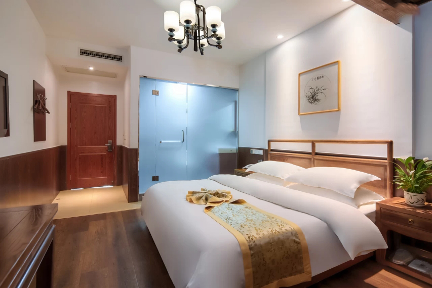 台儿庄古城内酒店兰花客栈1晚住宿台儿庄古城门票早餐多种套餐任选