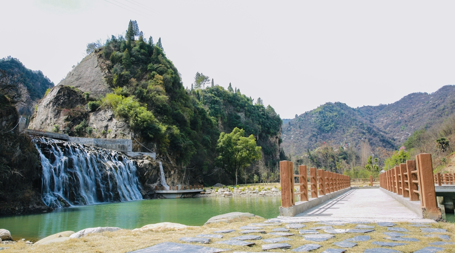 十堰张湾区西沟长河湾景区门票大小同价