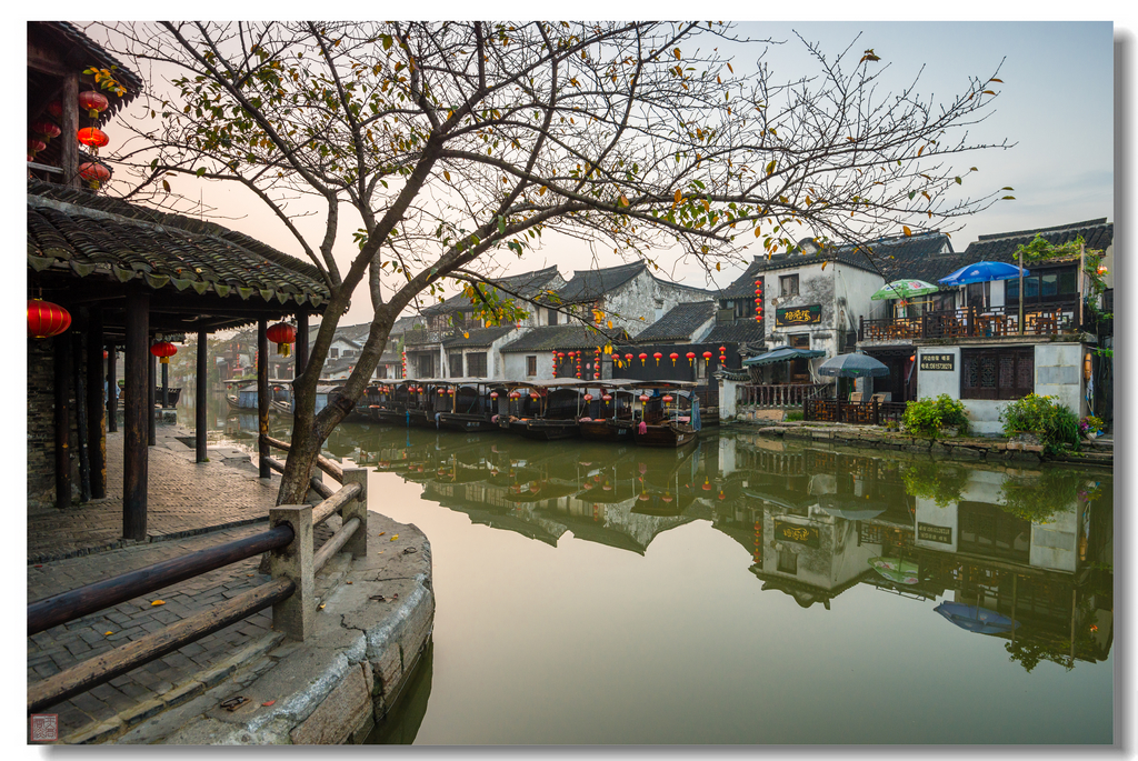 小资江南杭乌塘3日纯玩游经典3水乡宿乌镇品牌5钻升级1晚杭州挂牌5星