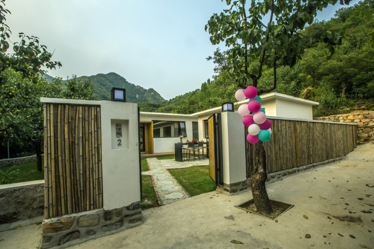 北京平谷无何有梨花小院独立院落住宿1晚多种风格民宿小院春赏桃花海