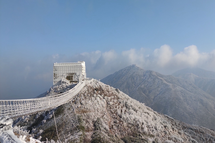 湖南永州云冰山酒店2天1晚套餐可选24人云冰山风景区门票无限次山顶