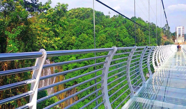 四会奇石河酒店2天1晚套餐可选2人2大1小空中玻璃漂流玻璃桥奇石大