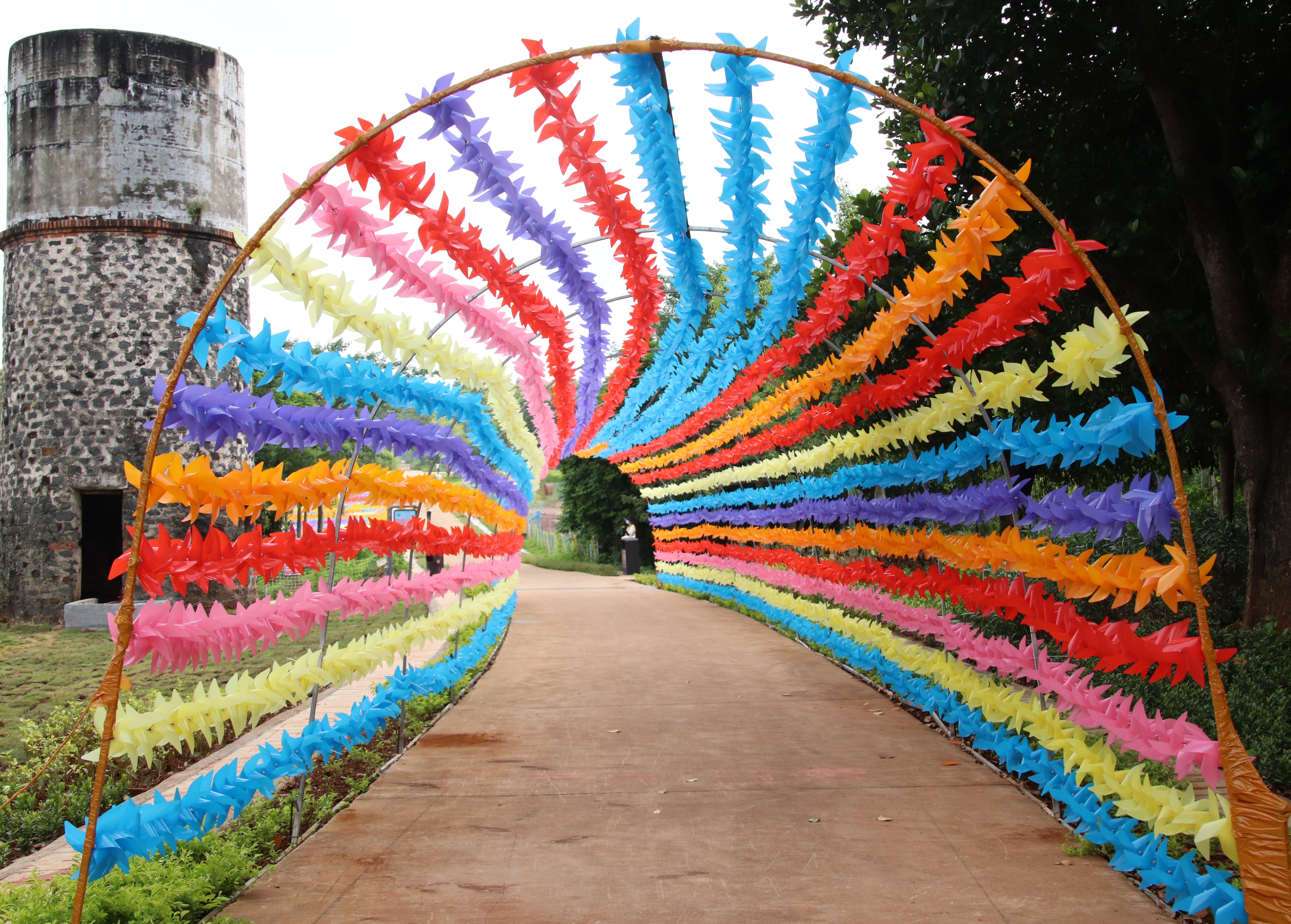 湛江南亚欢乐田园门票一日电子票