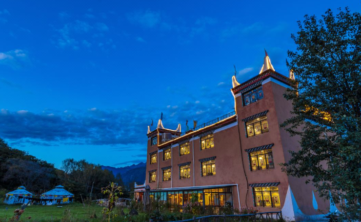 春节特惠 丹巴花筑四亩田园民宿1晚